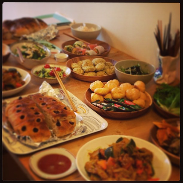 407995_375243969255835_2146805195_n